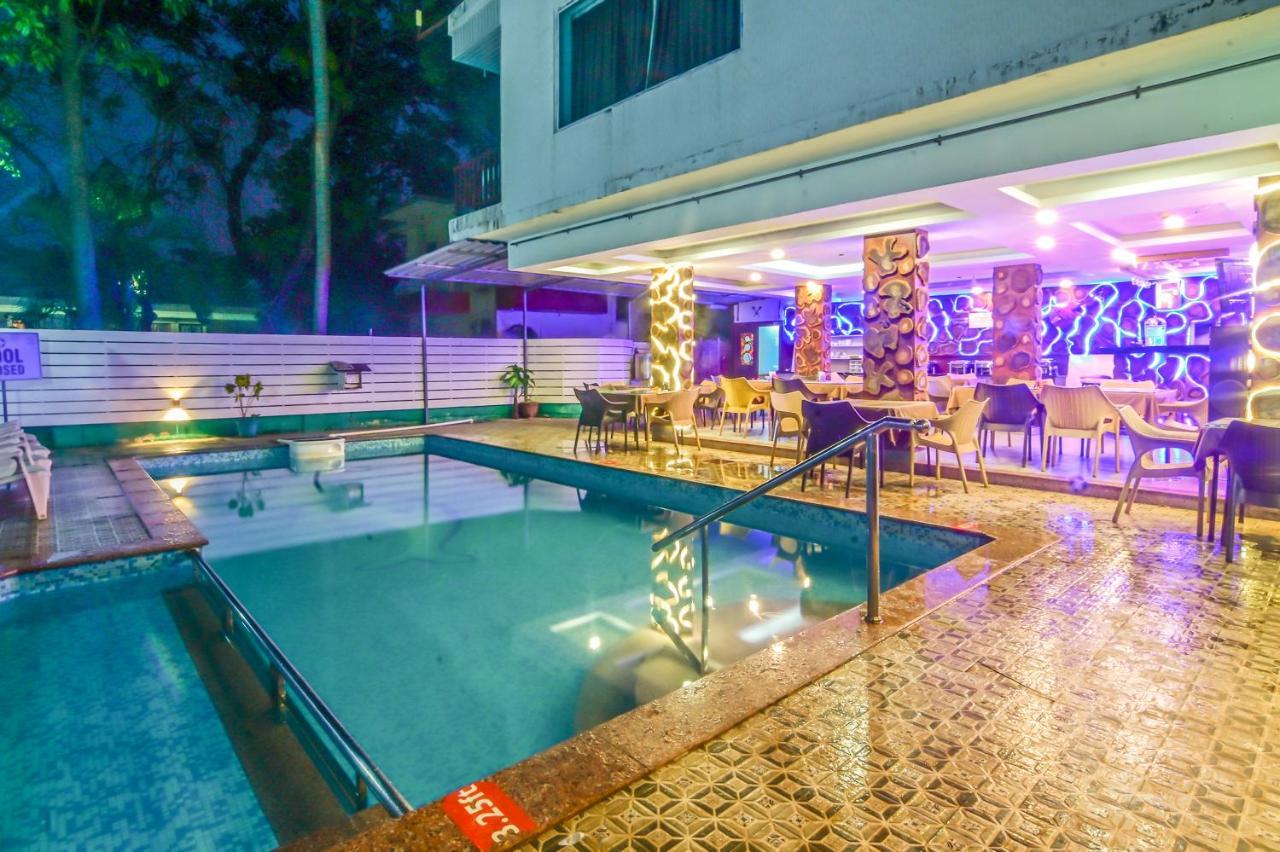 De Falcon Goa Beach Resort Candolim Buitenkant foto